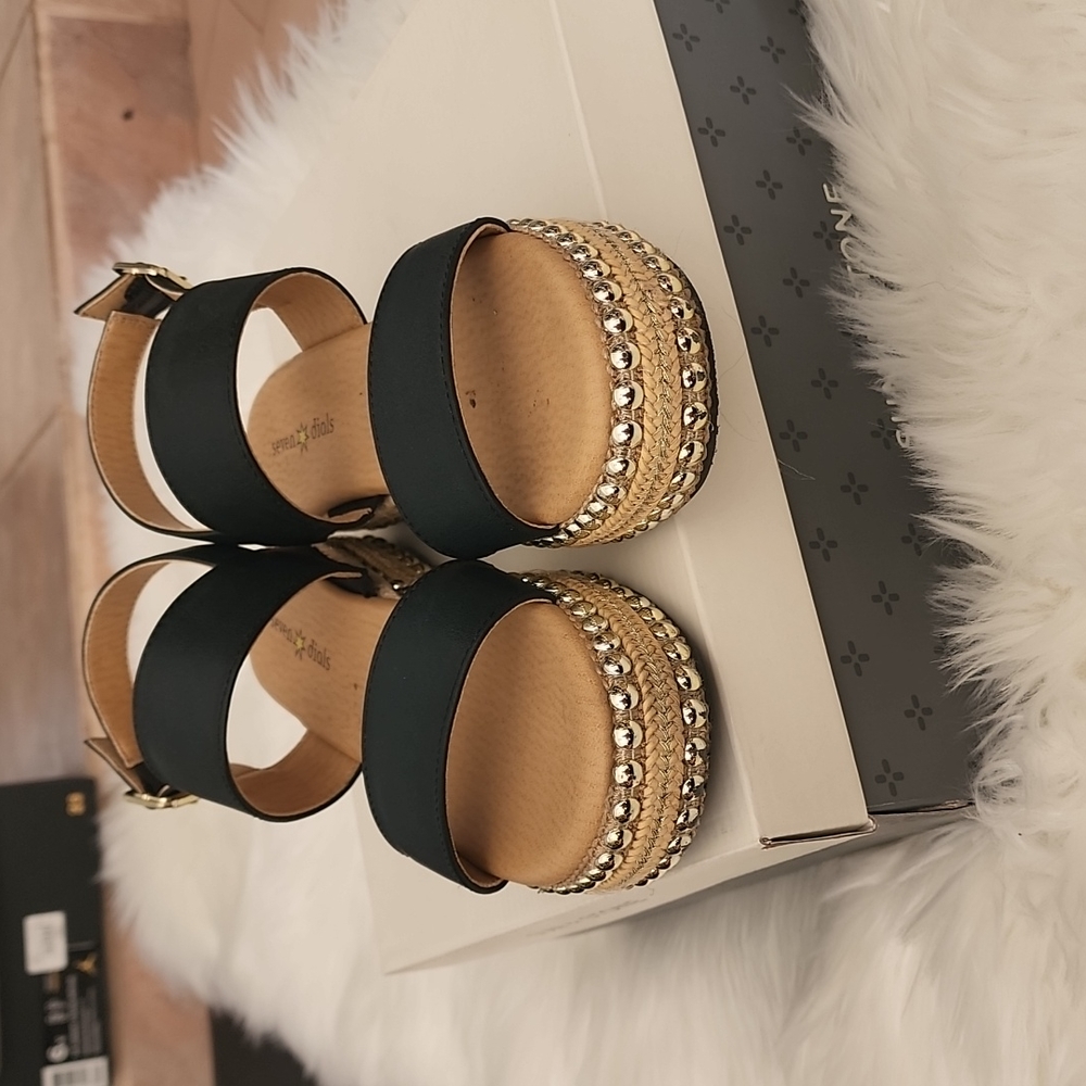 SANDALS - Picture 6 of 6